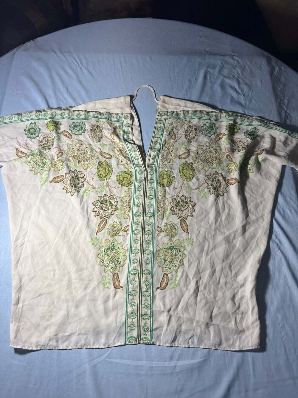 Rose + Olive Floral Blouse Size L Cream Green V-Neck